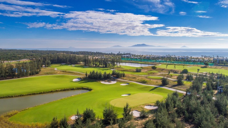 tourhub | Tweet World Travel | LUXURY GOLF PACKAGE CENTRAL VIETNAM: NHA TRANG & HOI AN 