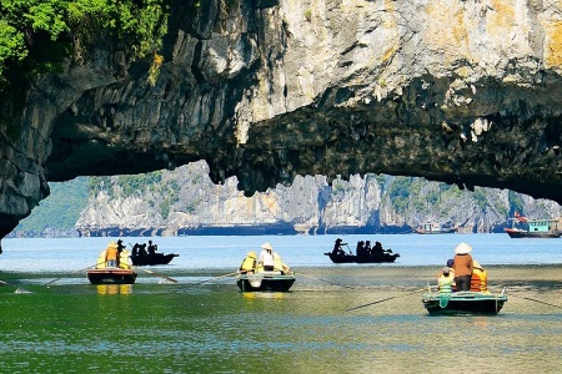 tourhub | Tweet World Travel | Vietnam Luxury Honeymoon Tour 